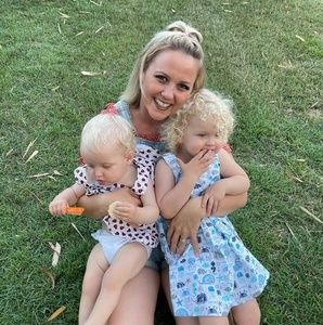 Meet your Posher, Caroline